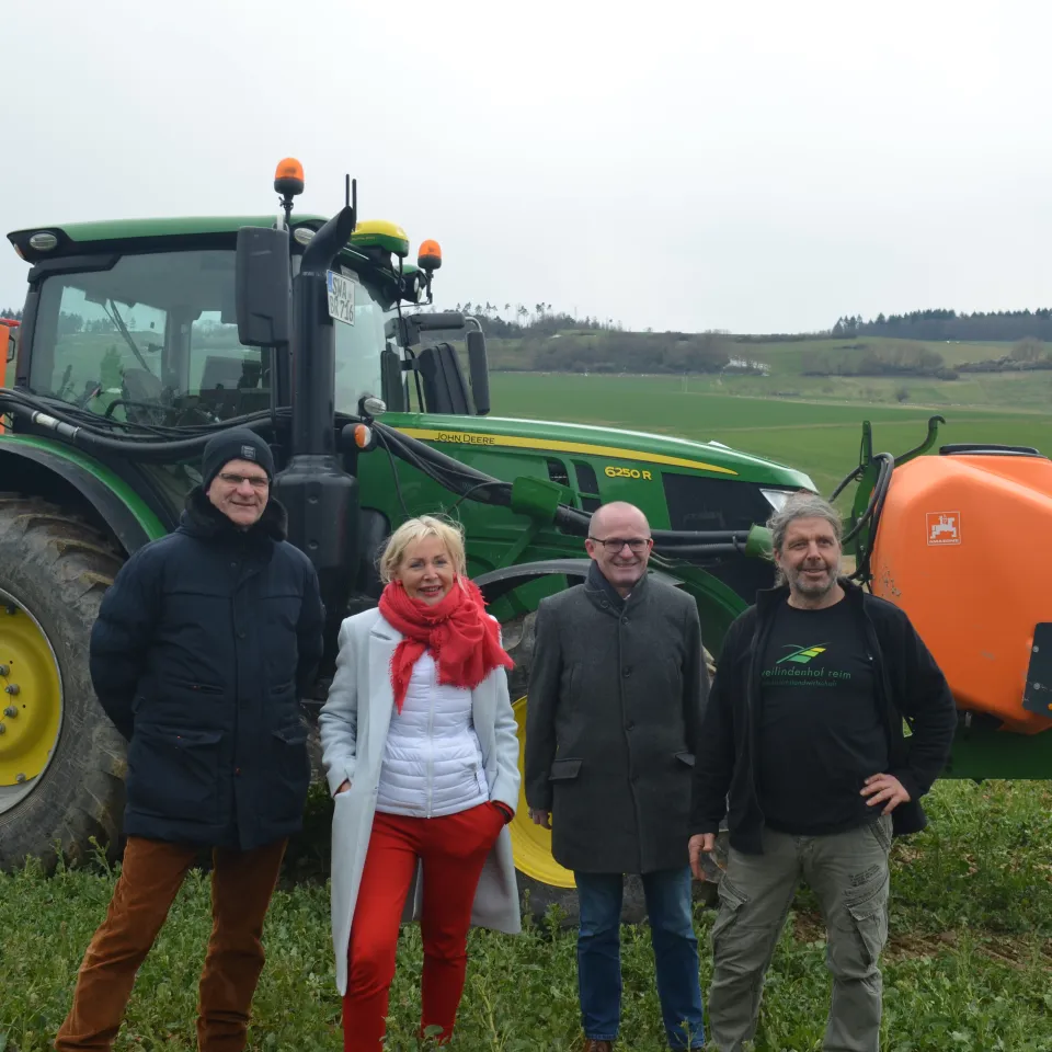 Mit digitalen Lösungen Herausforderungen der Landwirtschaft meistern