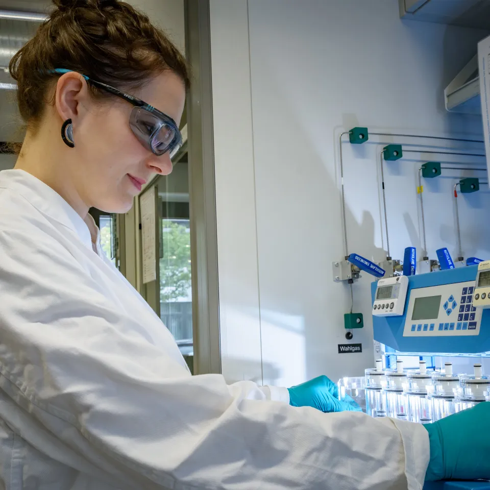 Dünger kontrolliert freisetzen